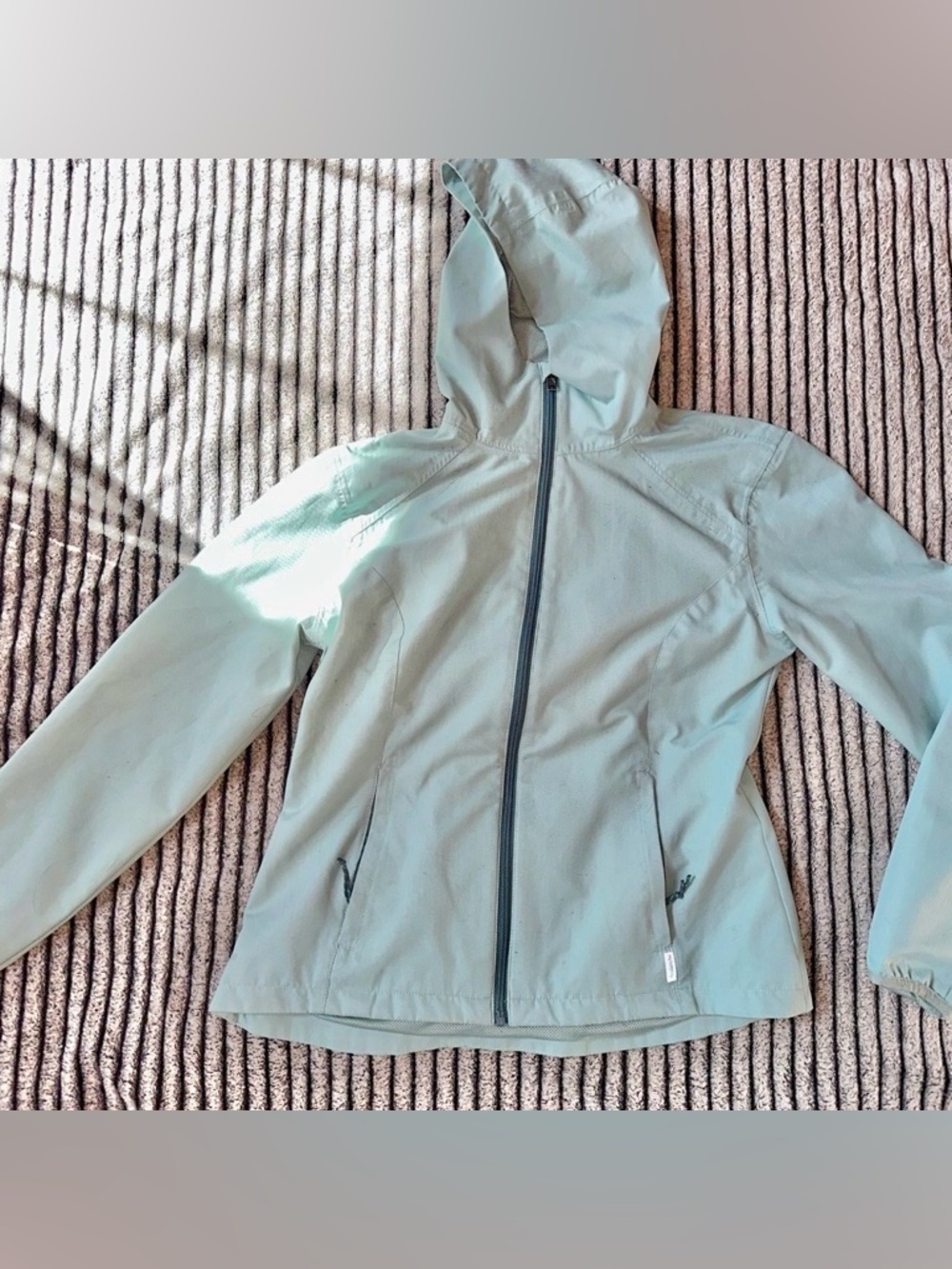 Avalanche Light Mint/Sage Hooded Softshell Jacket - Women Size Small